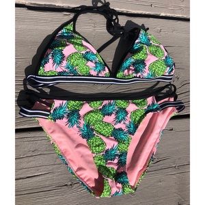 Xhilaration 2 piece swim suit